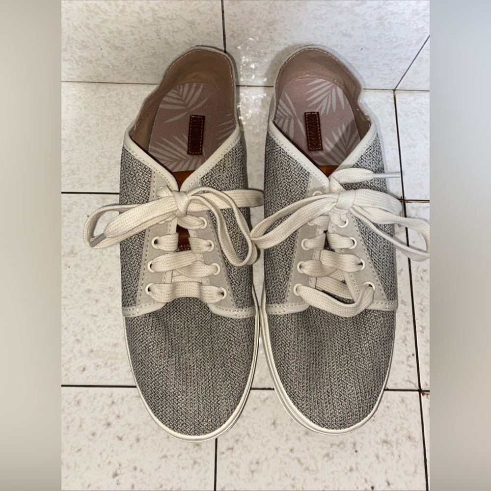 Olukai Pehuea Li Women's Sneakers 9.5